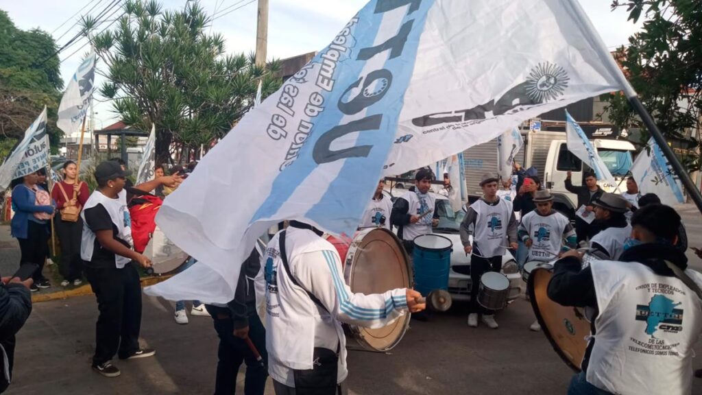 Protesta por la muerte de un trabajador en Esteban Echeverría